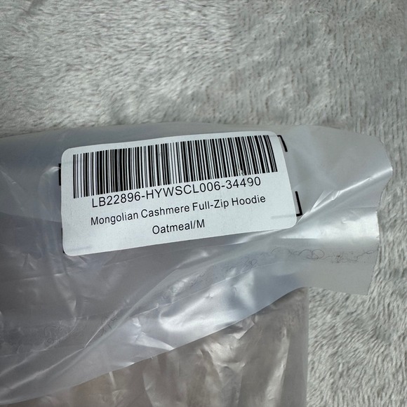 NWT Quince Womens Mongolian Cashmere Full Zip Hoodie M Oatmeal Sweater - Picture 7 of 9